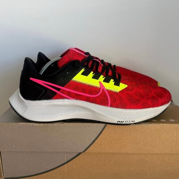 Nike Air Zoom Pegasus 38 LE ‘Chile Red’ Women Running Sneakers - SZ 9 - Picture 2 of 12